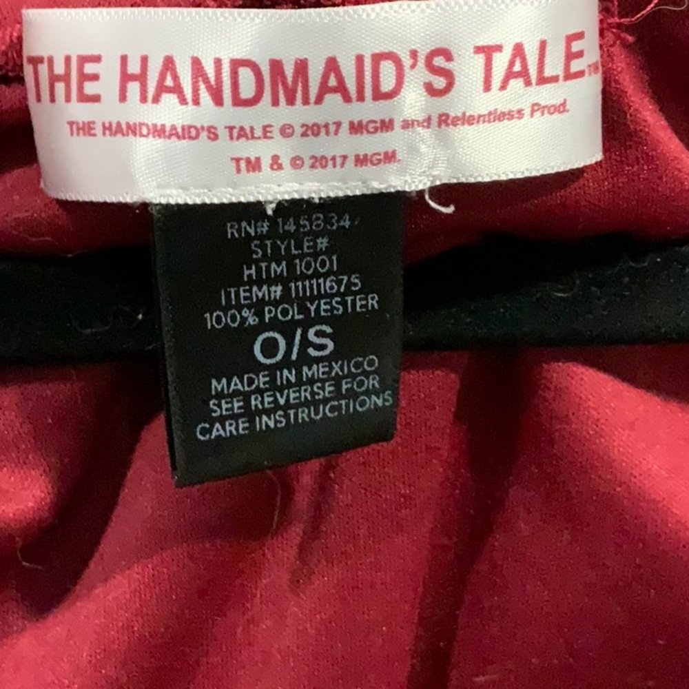 Handmaid’s Tale Robe - Picture 2 of 3